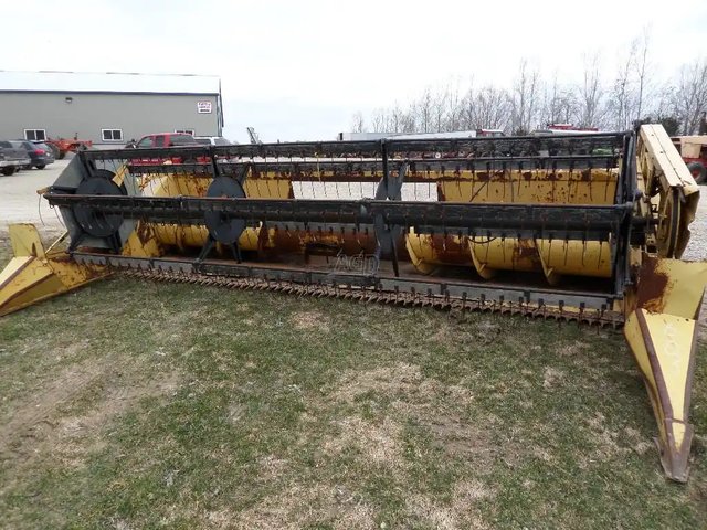 New Holland 972 Header - Flex