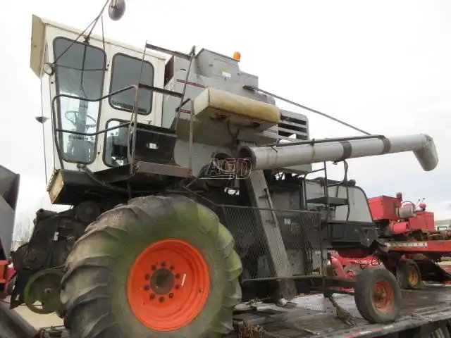 Gleaner F Batteuse