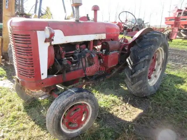 1953 International Harvester SUPER W6 Tracteur