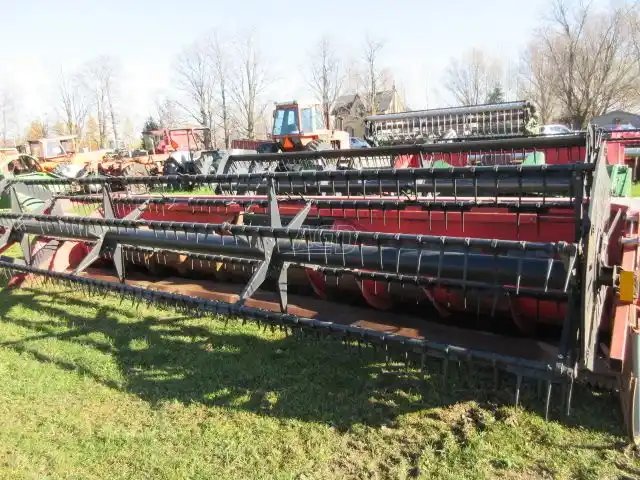 Massey Ferguson 9750 Header - Flex