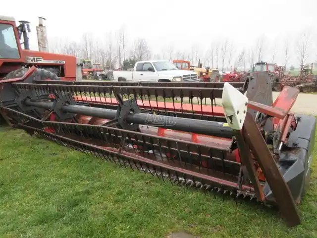 International Harvester 1020 Header - Flex