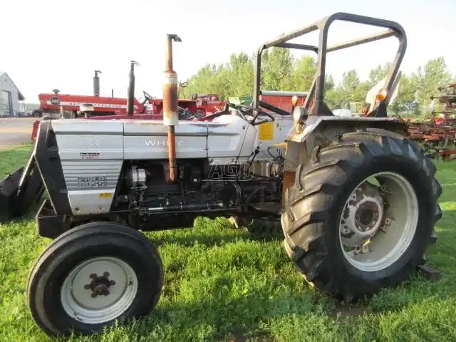 1979 White 2-60 Tracteur