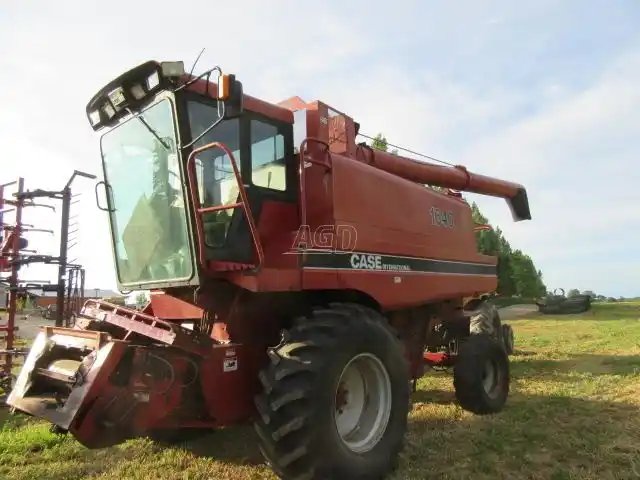 Case IH 1640 Batteuse