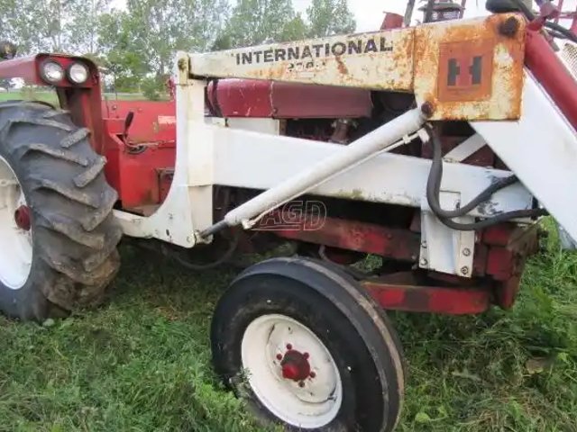 1972 International Harvester HYDRO 656 Tracteur