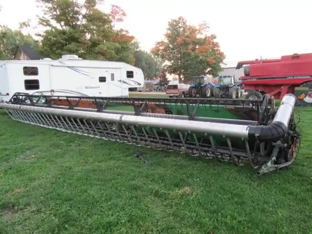 John Deere 635FD Header - Flex