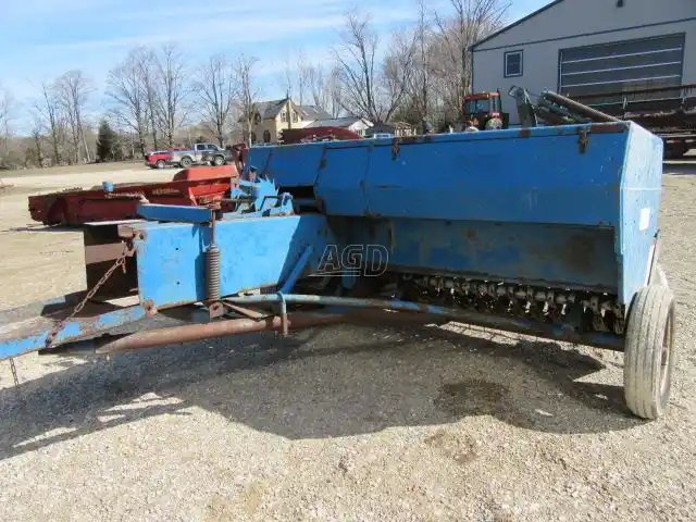 Ford 530 presse à balle carrée - petite