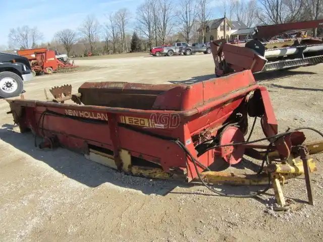 New Holland 520 Épandeur à fumier