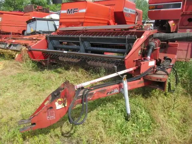 Case IH 8330 Faucheuse-conditionneuse