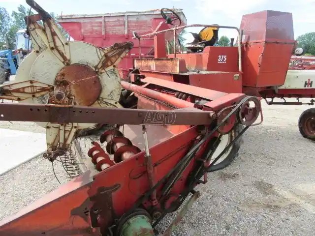 International Harvester 375 Andaineur