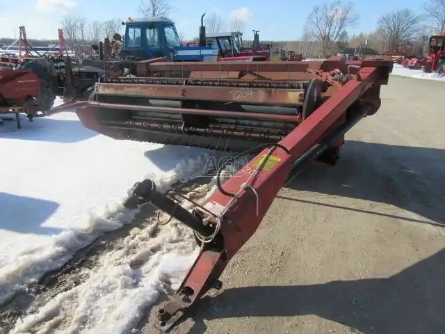 International Harvester 1190 Faucheuse-conditionneuse