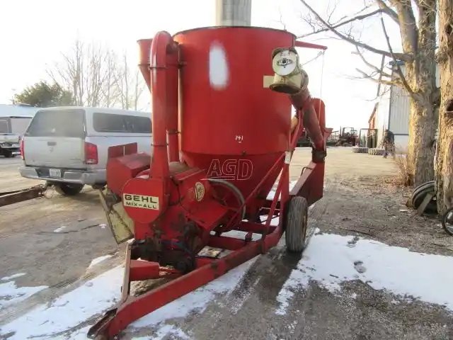 Gehl 95 Moulange