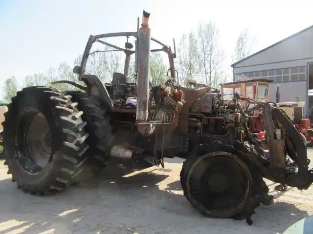 Case IH MX215 Tracteur