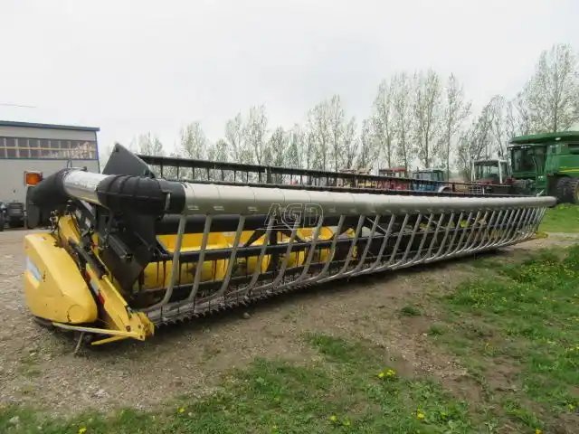 New Holland 74C Header