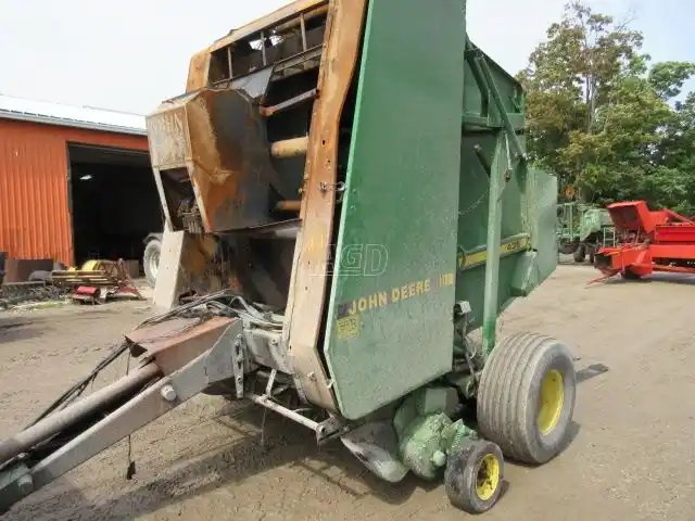 John Deere 435 Presse à Balle Ronde