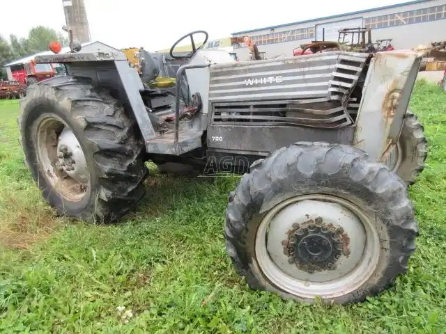 White 700 Tracteur