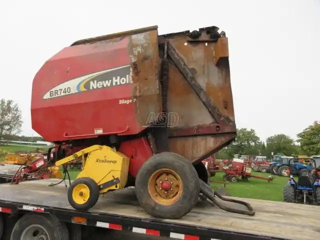 New Holland BR740A Presse à Balle Ronde