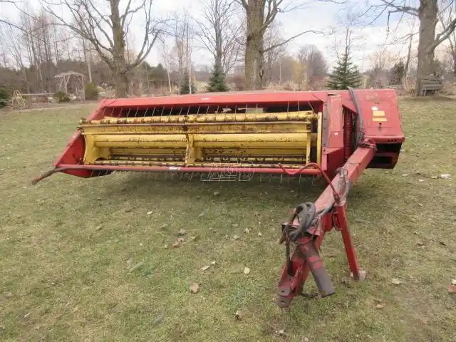 New Holland 489 Faucheuse-conditionneuse