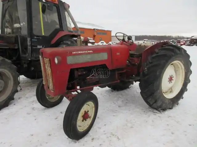 1963 International Harvester B414 Tracteur