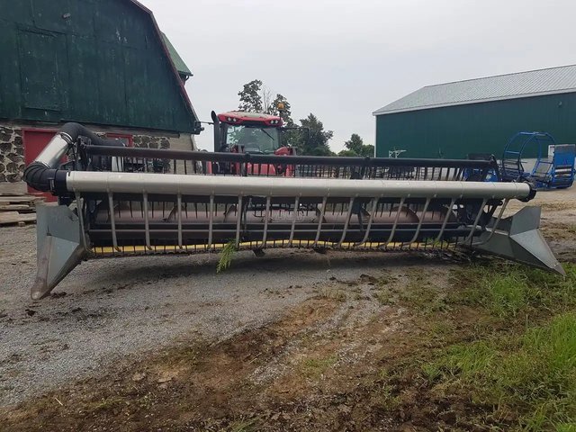 Deutz Allis 18 foot Header - Flex