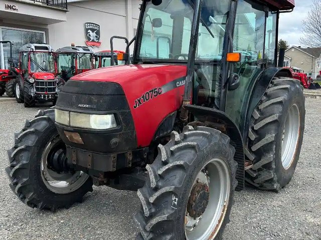 2008 Case IH JX1075C Tracteur