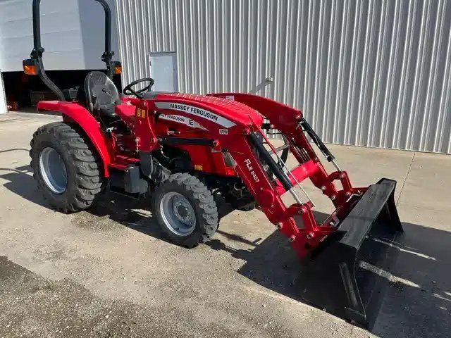 2024 Massey Ferguson 1835E Tracteur