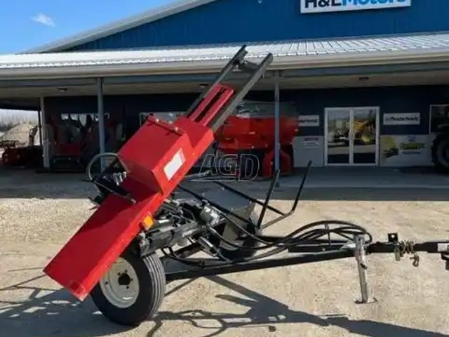 Farm King 2400 enfonce-pieu