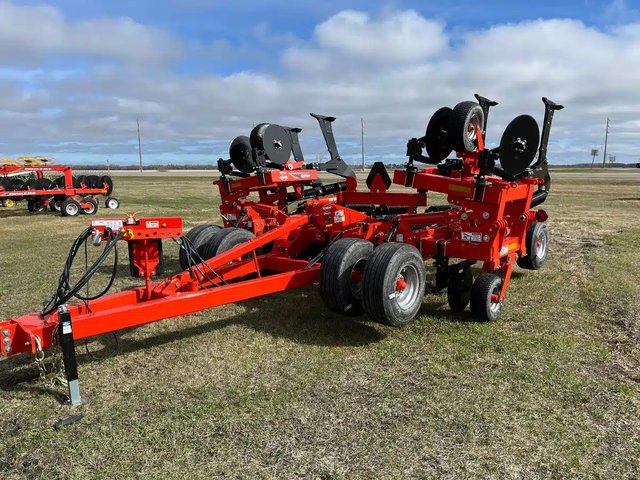 2025 Kuhn 4835-930 défonceuse