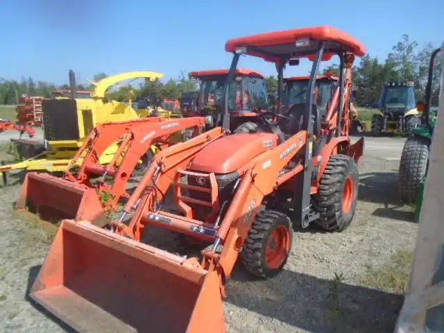 2016 Kubota B26 Rétrocaveuse
