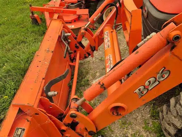 2014 Kubota B26 Rétrocaveuse