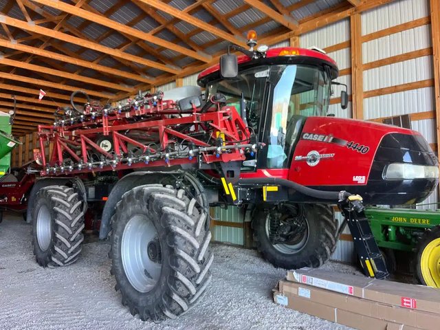 2017 Case IH PATRIOT 4440 Arroseur - Automoteur