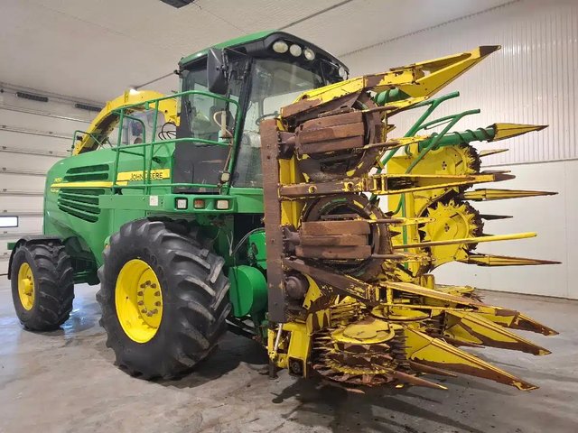 2010 John Deere 7450 PRODRIVE Fourragère