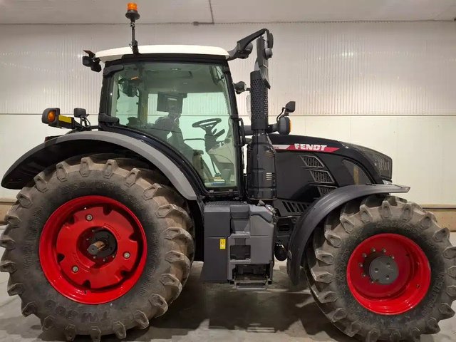 2021 Fendt 716 VARIO Tracteur
