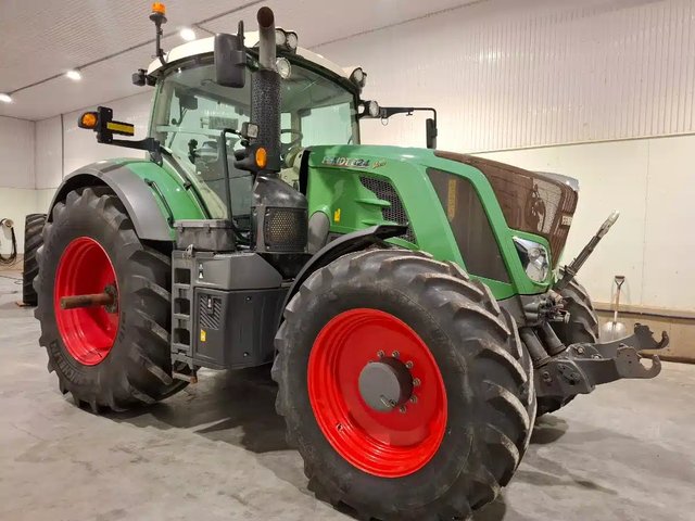 2020 Fendt 824 VARIO Tracteur