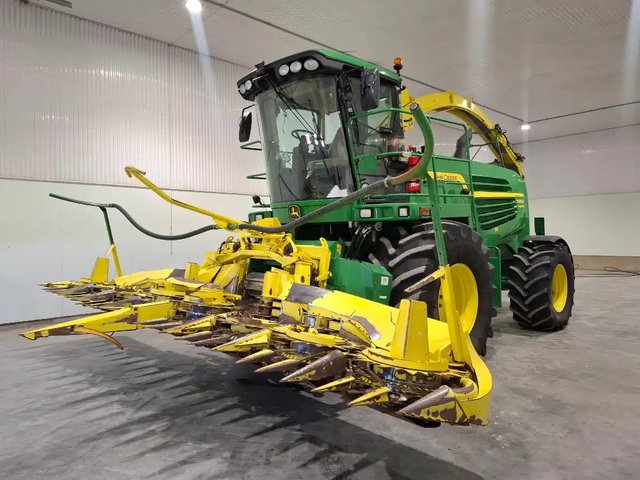 2015 John Deere 7480i Fourragère