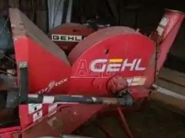 Gehl 1580 souffleuse de fourrage