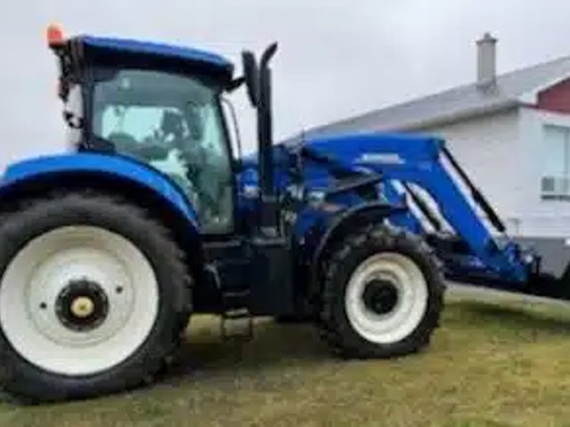 2002 New Holland T7.230 Tracteur