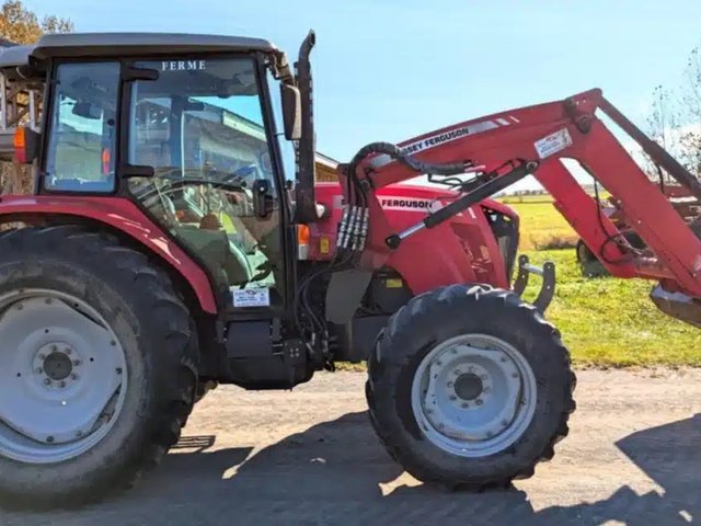 2014 Massey Ferguson 4610 Tracteur