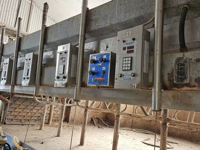 2003 BOOMATIC VM2000