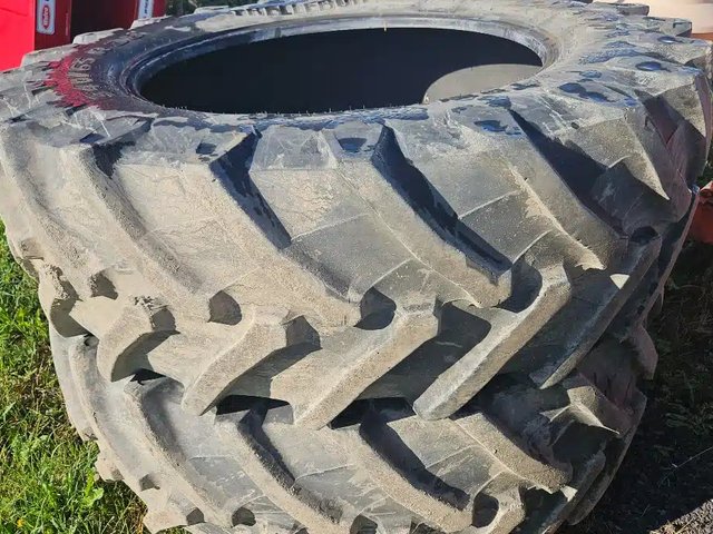Trelleborg 540/65R38 TM800 Pneus