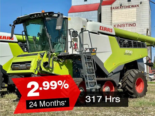 2023 CLAAS LEXION 8700TT Batteuse