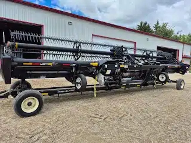 2019 MacDon FD135