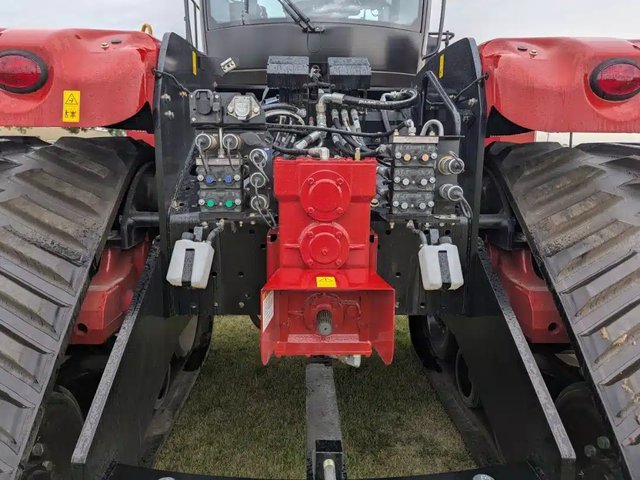 2025 Versatile 620DT Tracteur