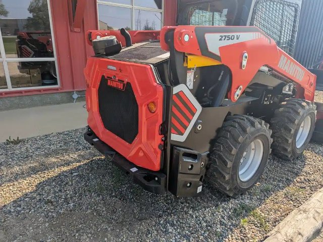 2025 Manitou 2750V chargeuse à direction à glissement