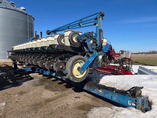 1998 Kinze 2600 Planteur