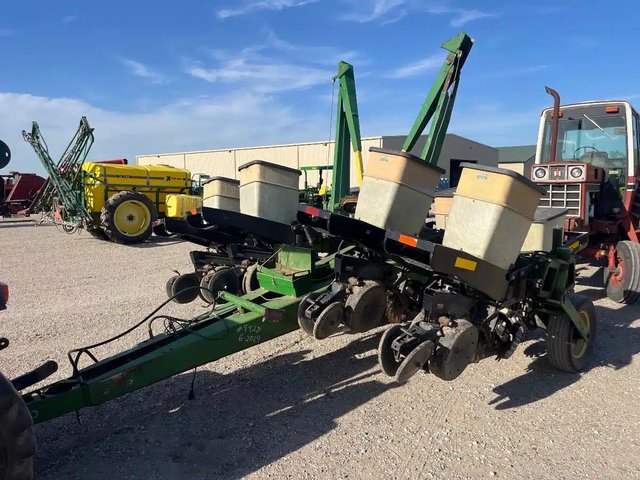John Deere 7000 Planteur
