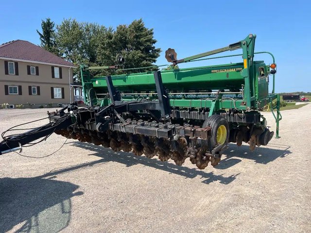 John Deere 1530 Semoir