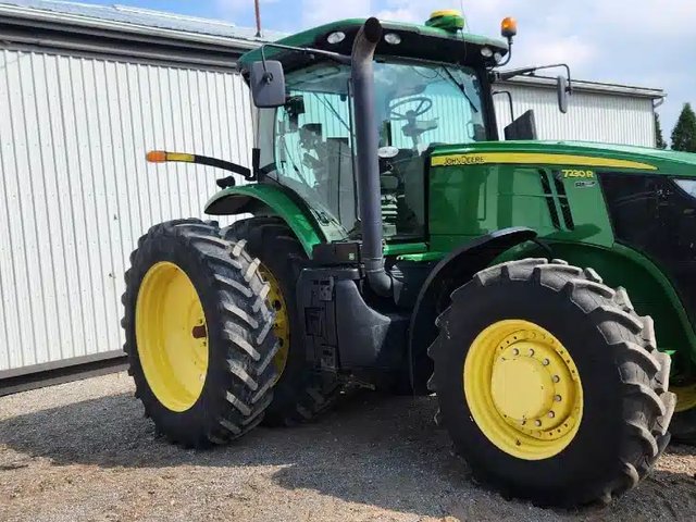 2012 John Deere 7230R Tracteur