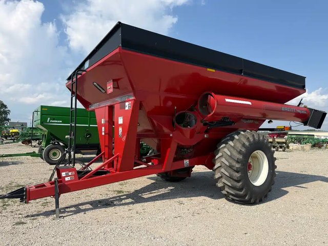 2009 Brent 880 Chariot à Grain