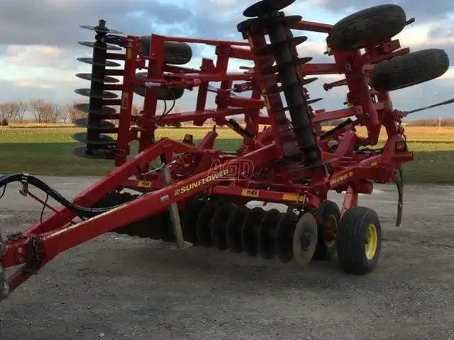 2010 Sunflower 4233 Extirpateur à disque
