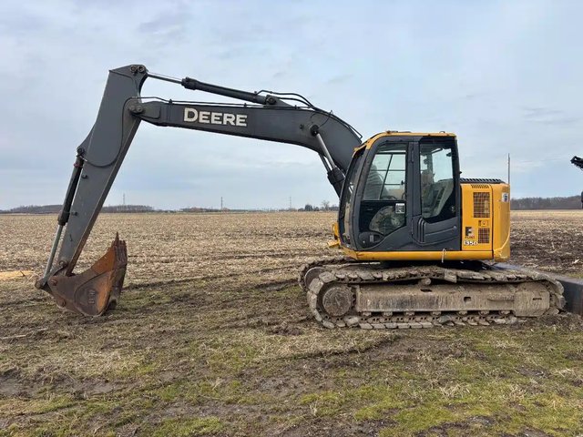 2014 John Deere 135D Excavatrice